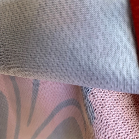 Red & Black Bat Men’s XL Shirt - Picture 6 of 9